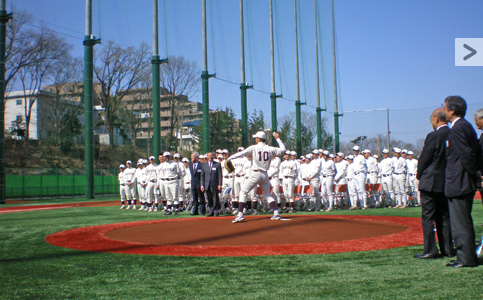 早稲田大学東伏見硬式野球場の人工芝整備工事が完成 日本体育施設株式会社