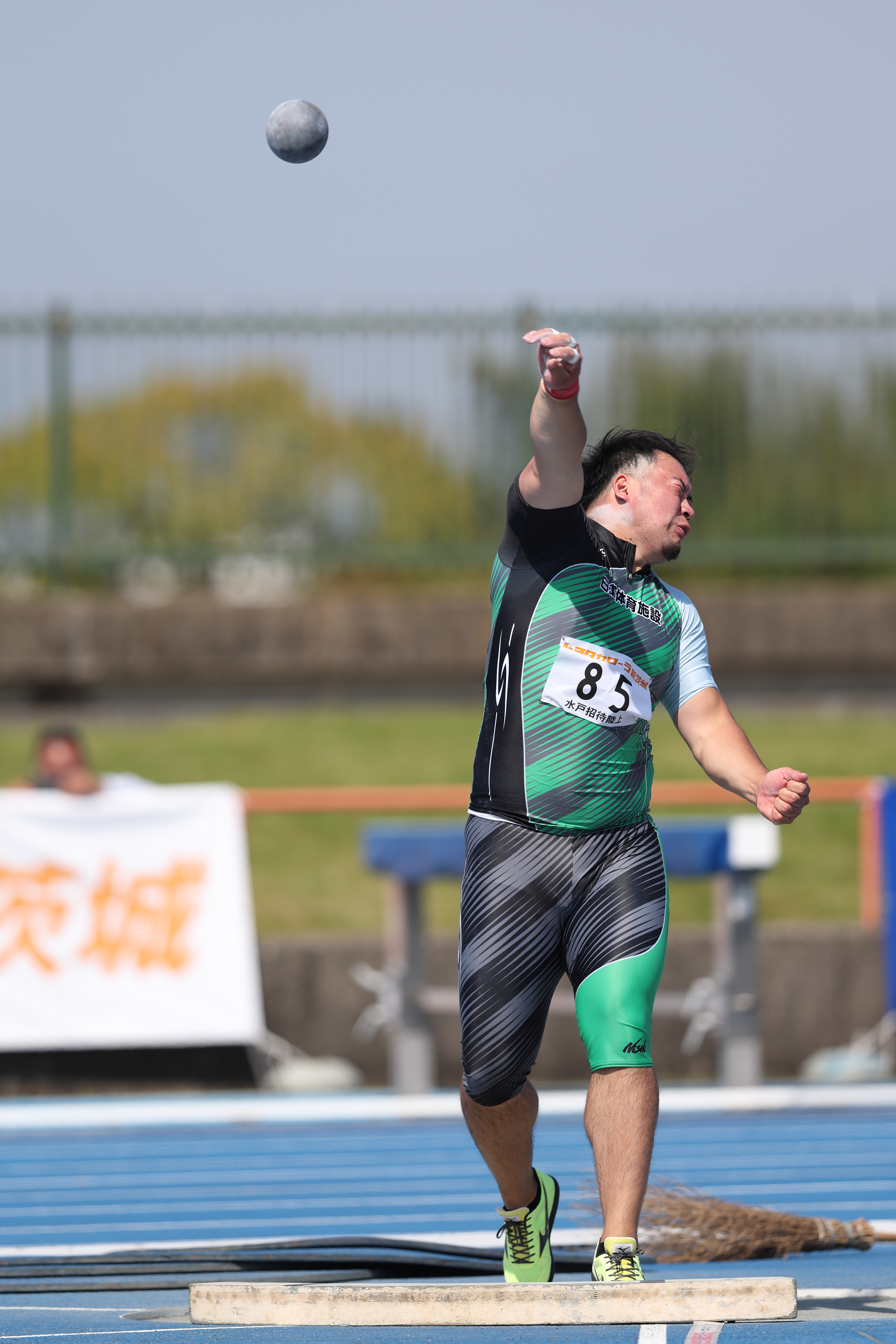 2022水戸招待陸上の村上輝選手の様子