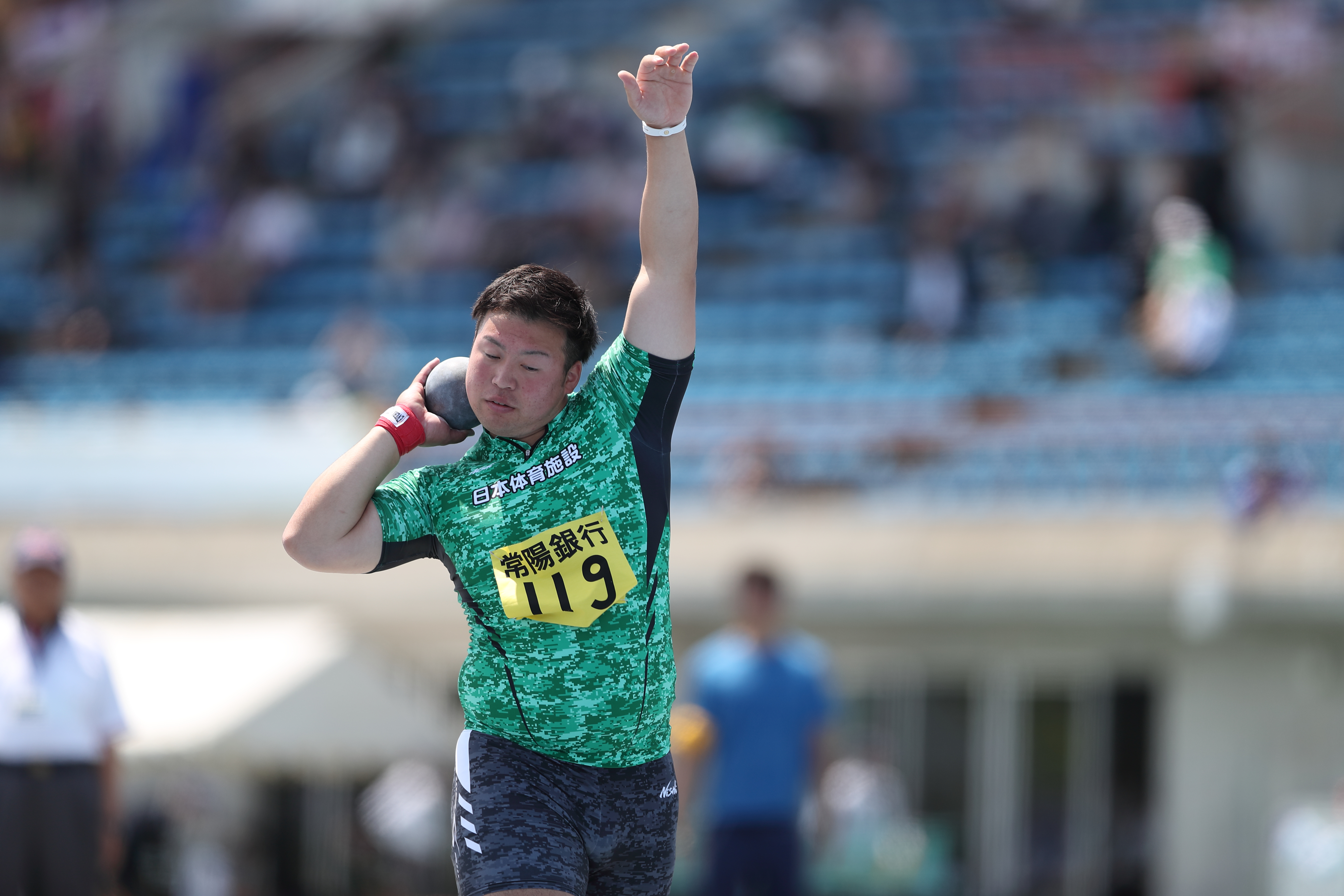 水戸招待記念陸上の村上輝選手の様子