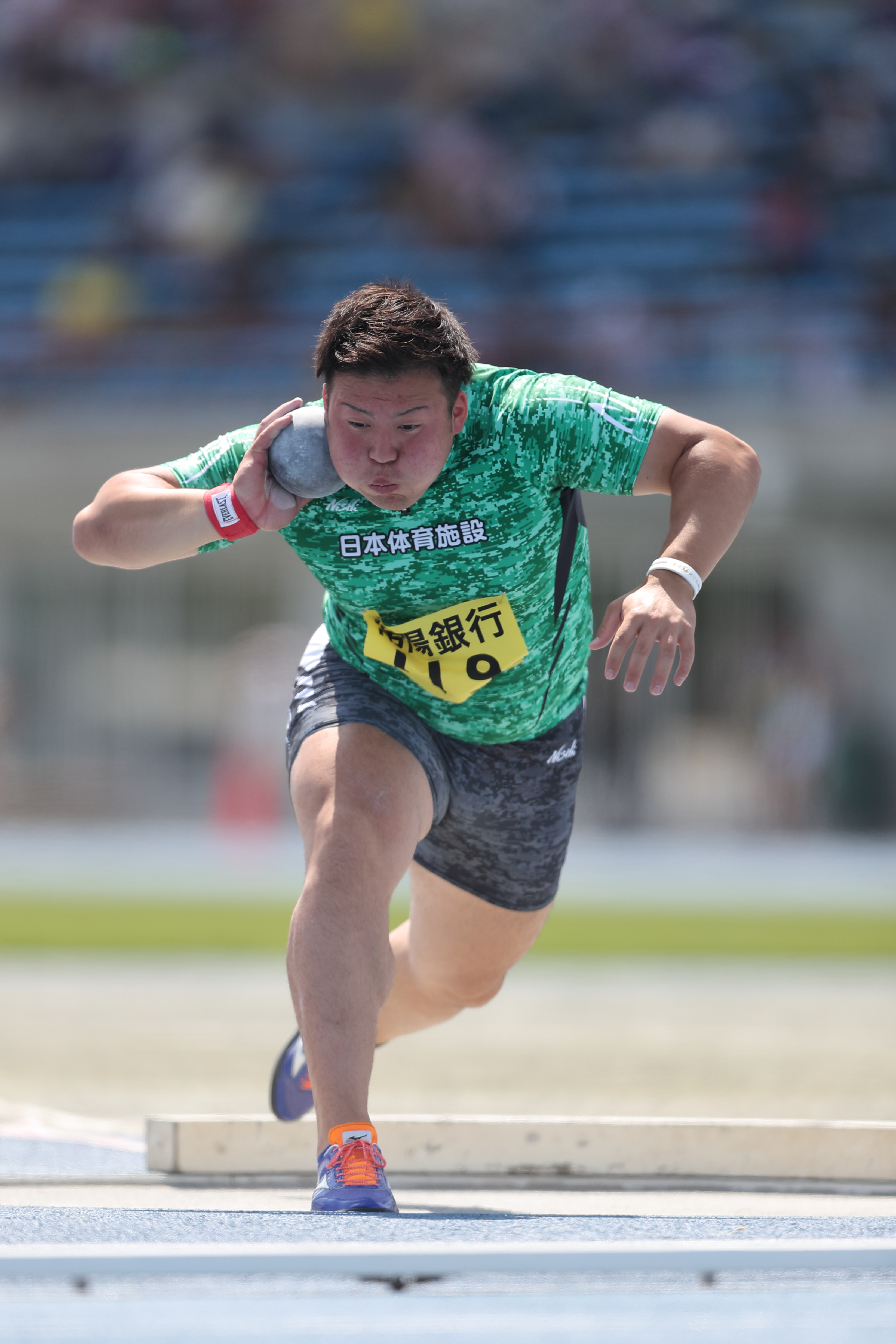 水戸招待記念陸上の村上輝選手の様子