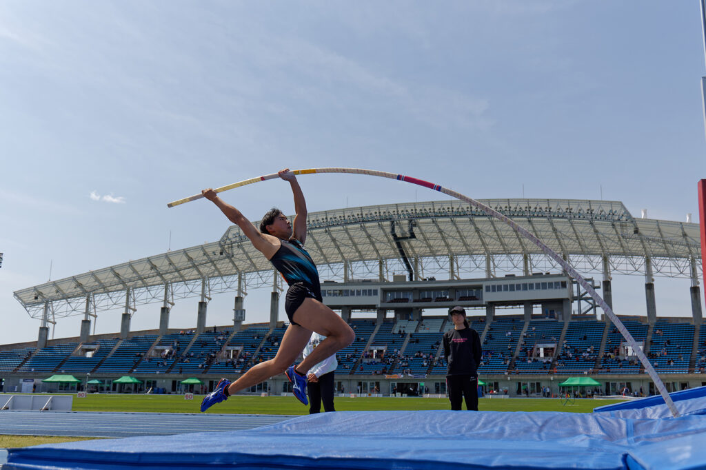 日本グランプリシリーズ 2025水戸招待陸上の竹川倖生選手の様子