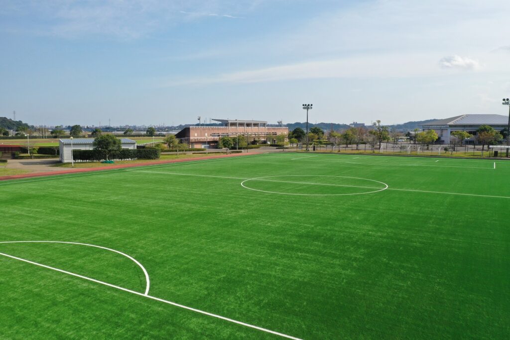 宮崎市生目の杜運動公園多目的グラウンドBの風景