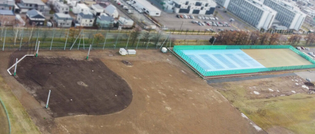 北海道科学大学高等学校グラウンドの上空写真