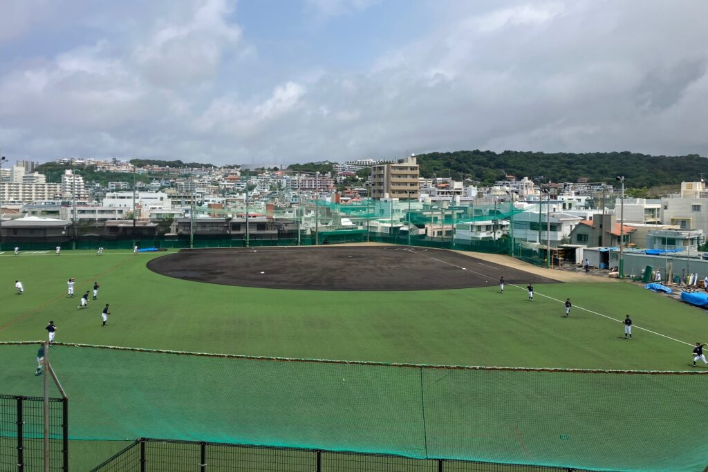 興南中学校・高等学校グラウンド