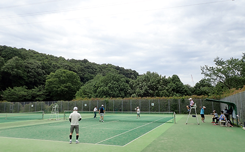 野津田公園のテニスコートの様子