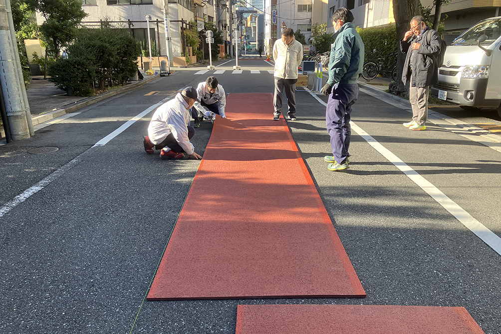 水糸を使ったウレタンマットの位置調整