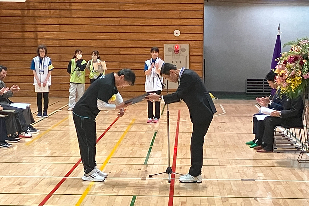 2025かつしかスポーツ大会総合開会式 表彰式の様子