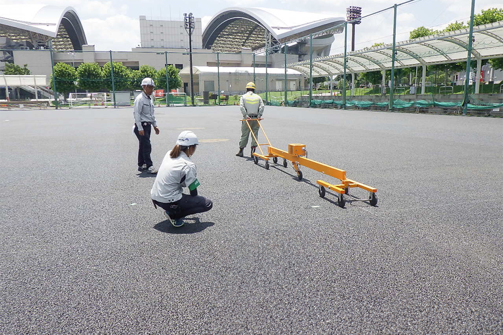 AS舗装施工の様子